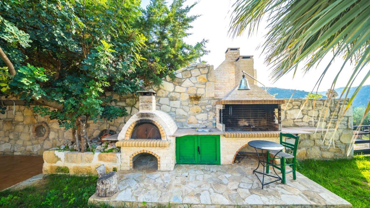 Meliades Villas Agia Marina 外观 照片